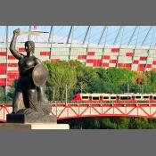 Stadion Narodowy z pomnikiem Syrenki