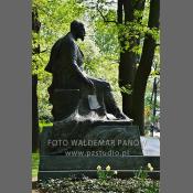 Warszawa-Pomnik Henryka Sienkiewicza