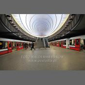 Warszawa-stacja\"Metro Pl.Wilsona\"