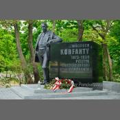 Pomnik Wojciecha Korfantego 